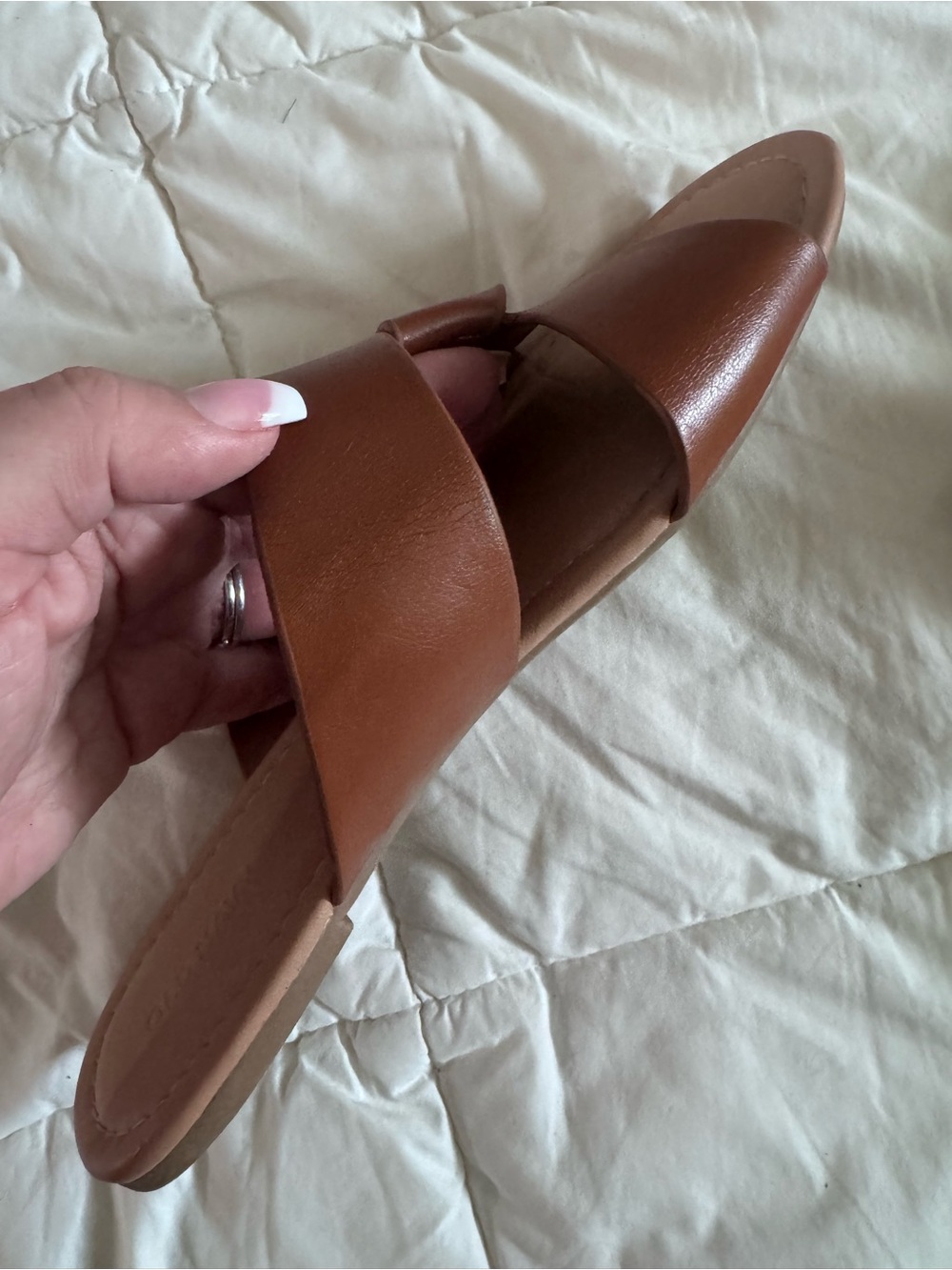 Old Navy Brown Crisscross Slide Sandals - Picture 2 of 3